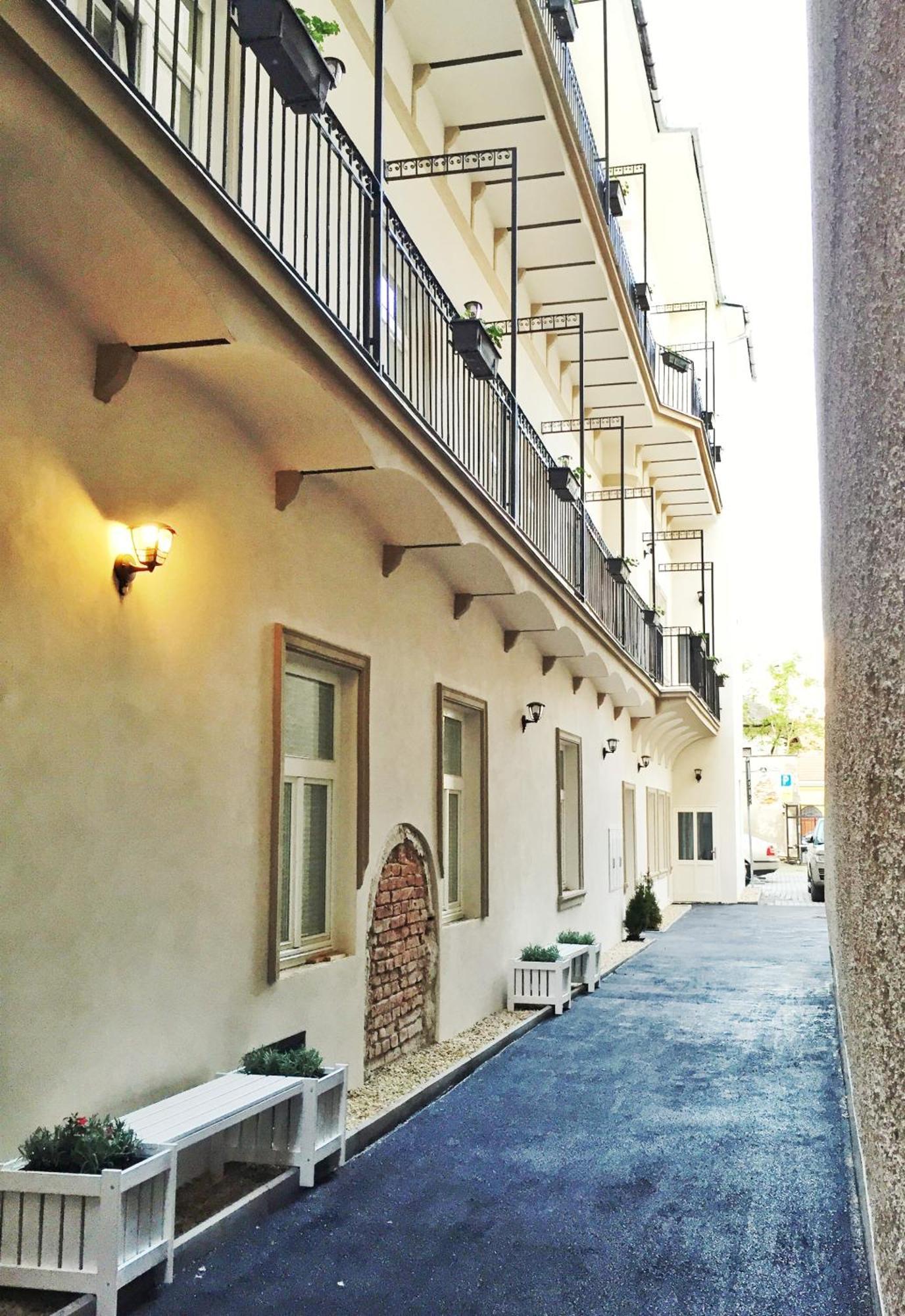 H75 Apartments Kosice Centre 외부 사진