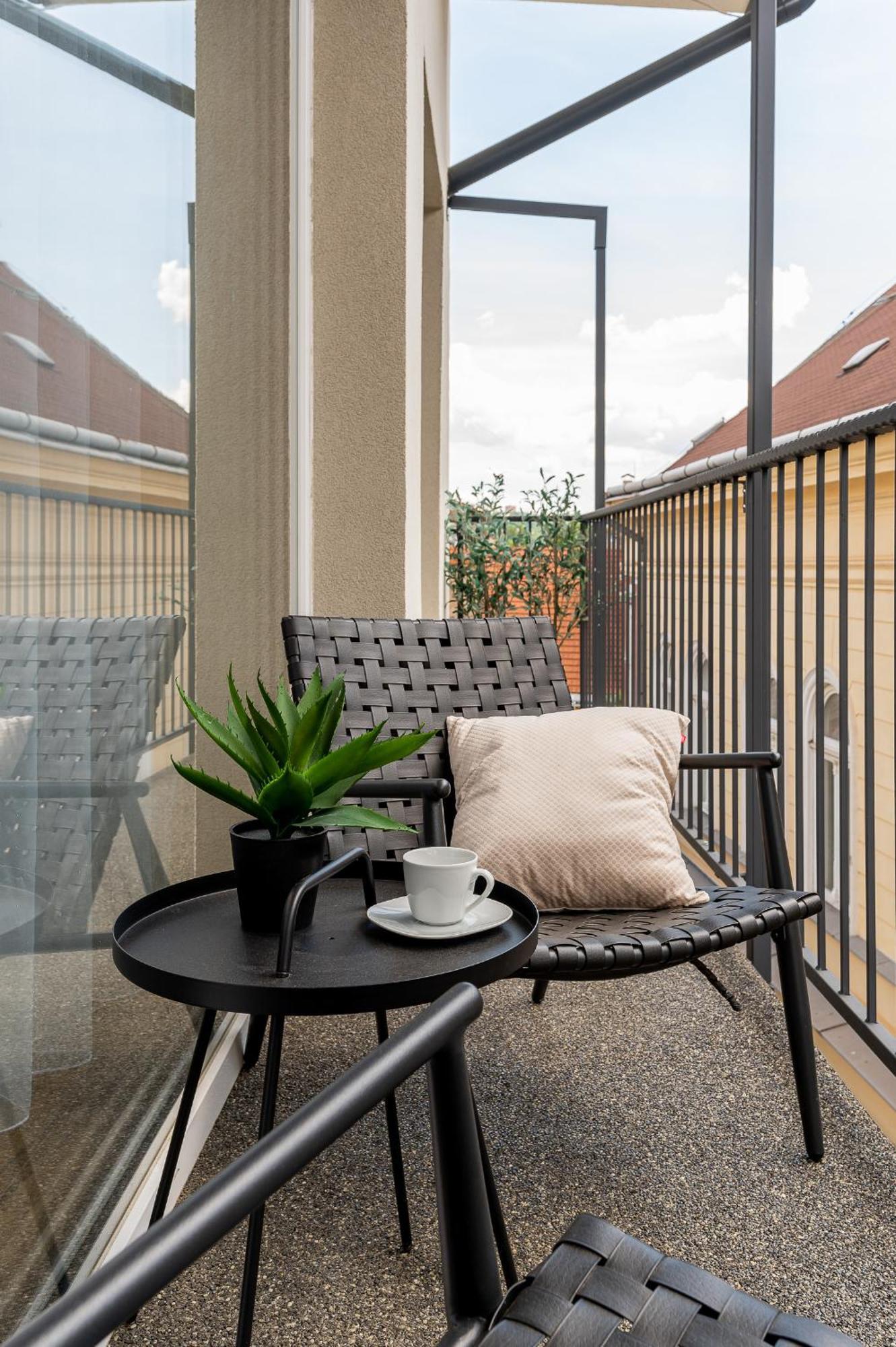H75 Apartments Kosice Centre 외부 사진